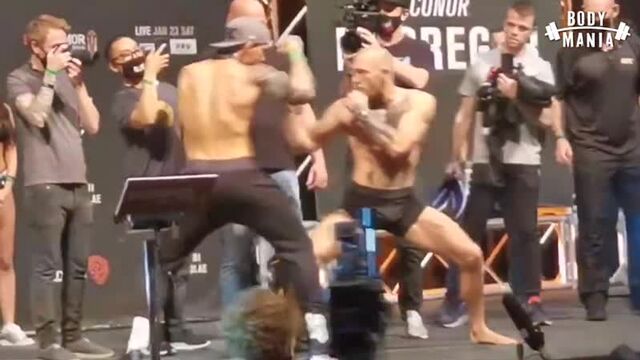 Видео порнуха #68382