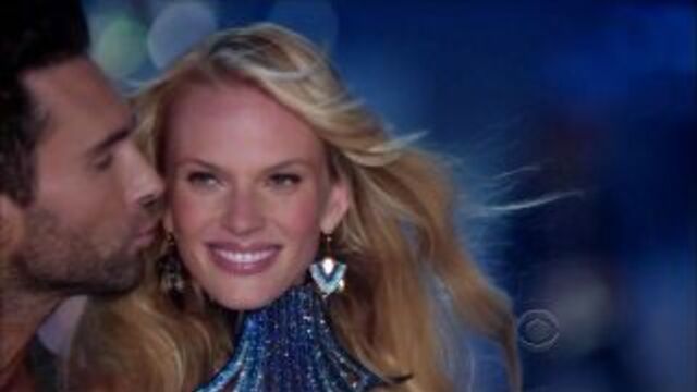 Видео порнуха #10141