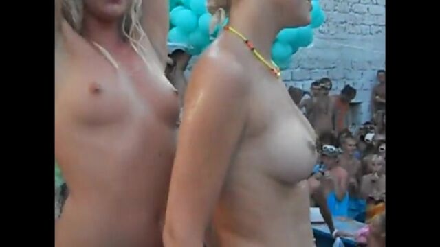 Видео порнуха #158316