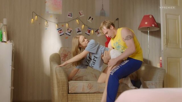 Видео порнуха #189981