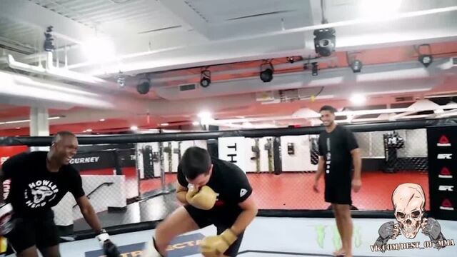 Видео порнуха #184767