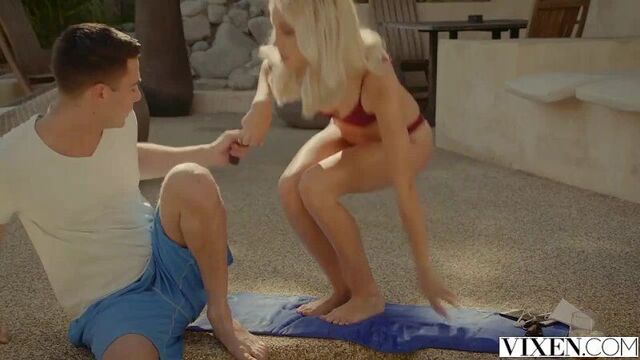 Видео порнуха #222085