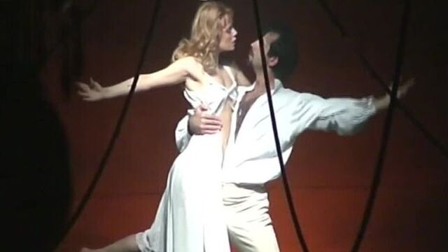 Видео порнуха #12210