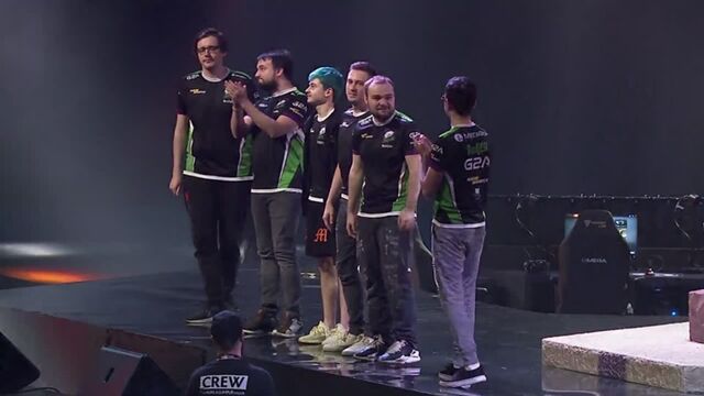 Видео порнуха #187312