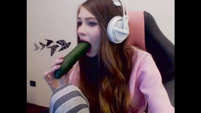 Видео порнуха #132476