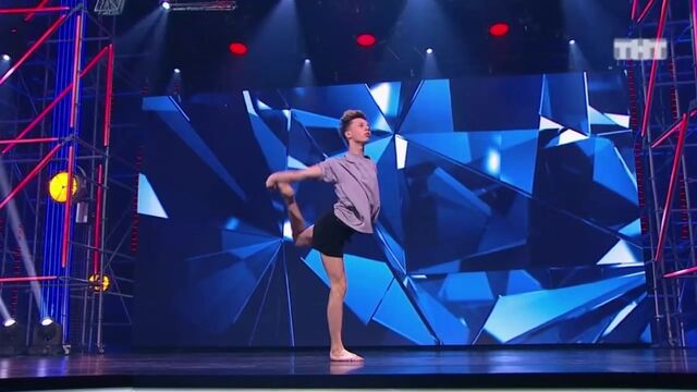 Видео порнуха #190112