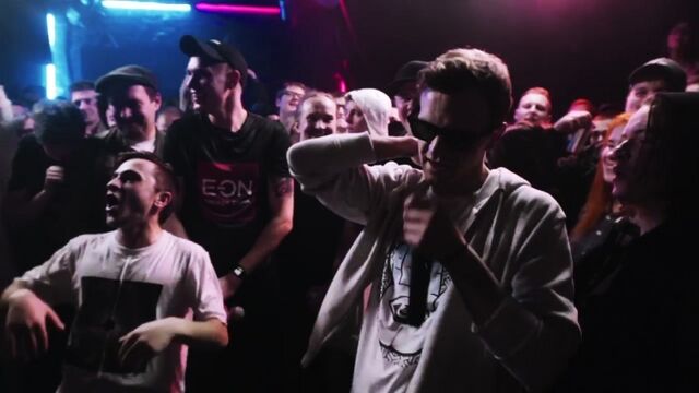 Видео порнуха #190199