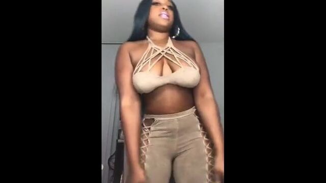 Видео порнуха #144469