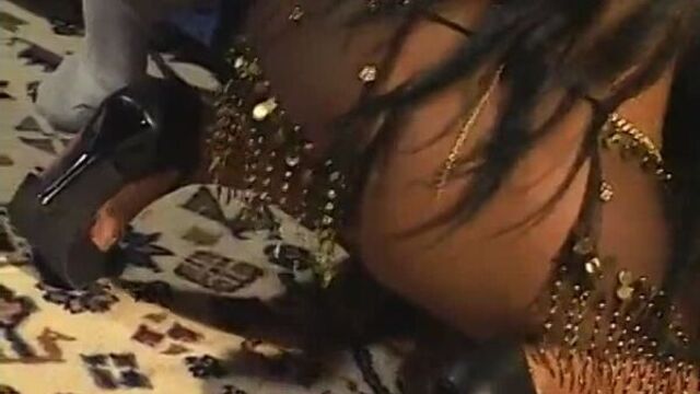 Видео порнуха #252659