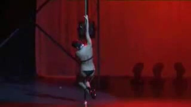 Видео порнуха #2047