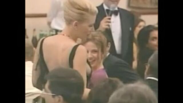 Видео порнуха #168630