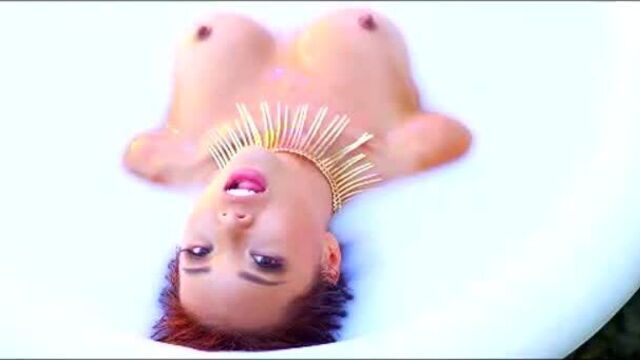 Видео порнуха #233368