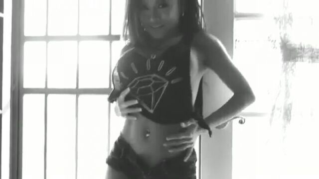 Видео порнуха #229709