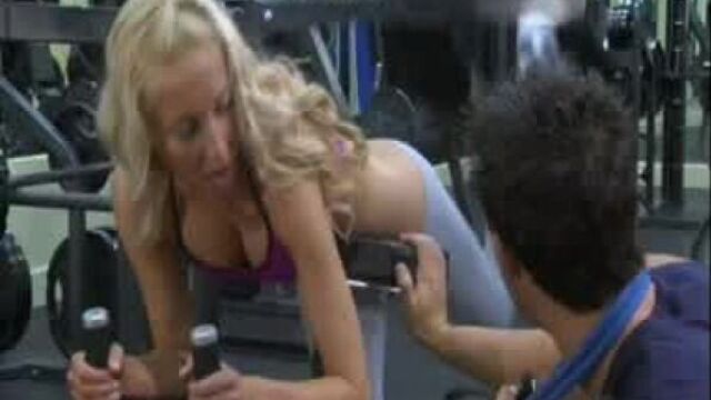 Видео порнуха #246110