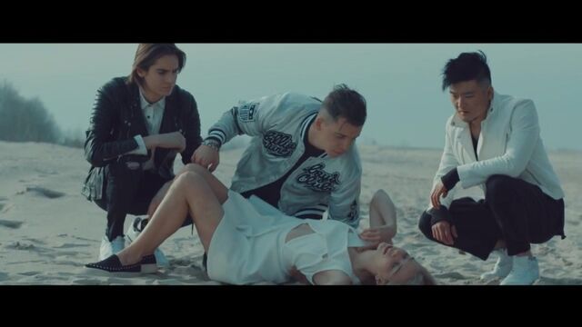 Видео порнуха #107669