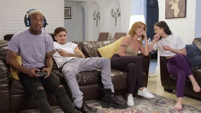 Видео порнуха #247889