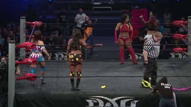 Видео порнуха #180339