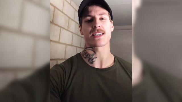 Видео порнуха #179299