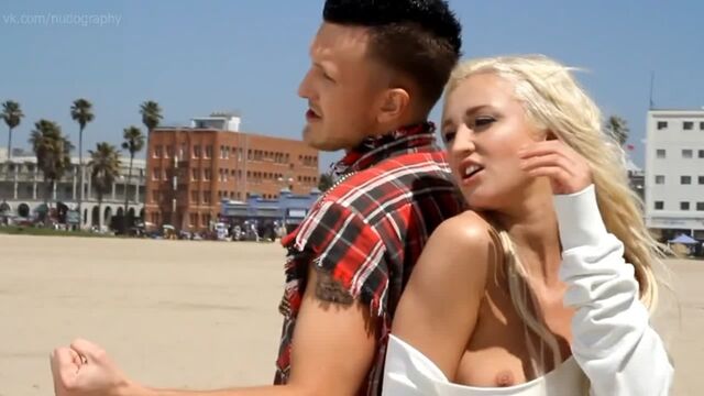 Видео порнуха #153985