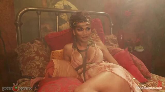 Видео порнуха #220676