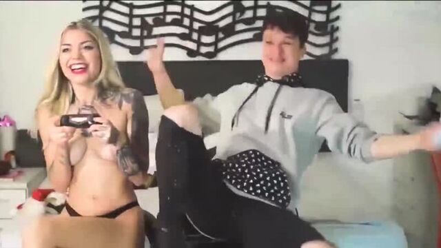 Видео порнуха #241510