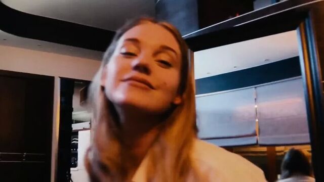 Видео порнуха #52386