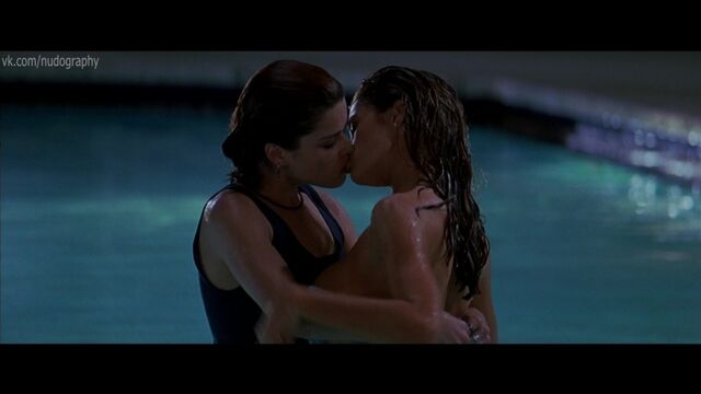 Видео порнуха #187309