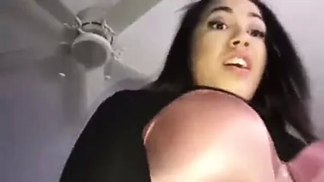 Видео порнуха #176977