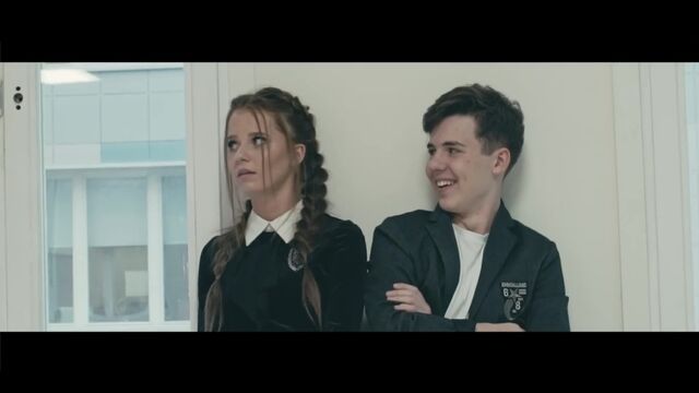 Видео порнуха #180498