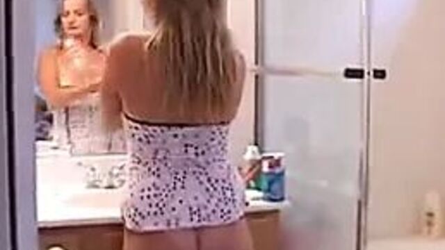 Видео порнуха #7688