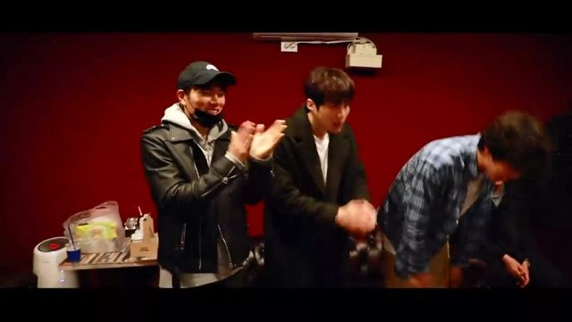 Видео порнуха #168210