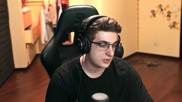 Видео порнуха #159512