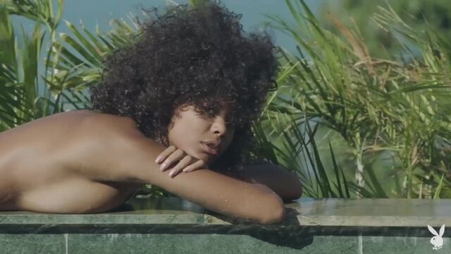 Видео порнуха #100013