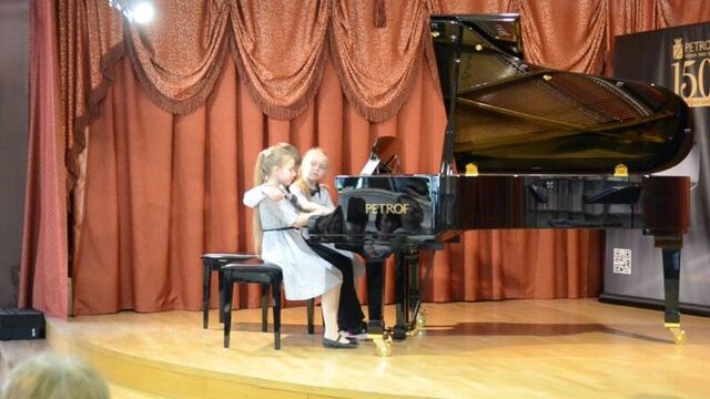 Видео порнуха #18754