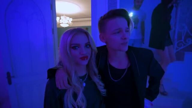 Видео порнуха #57489