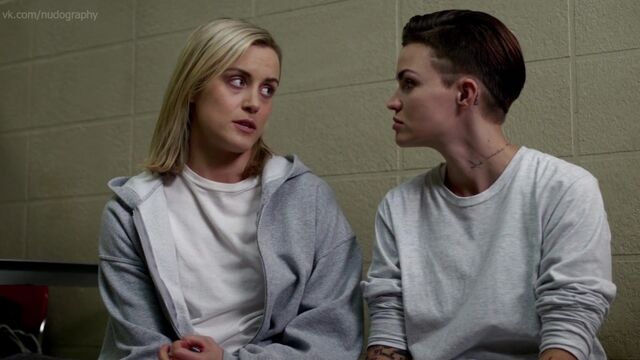 Видео порнуха #164600