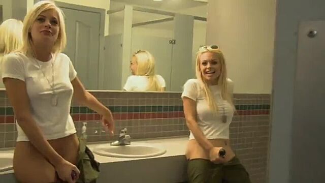 Видео порнуха #253797