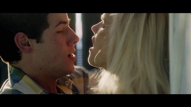 Видео порнуха #191537