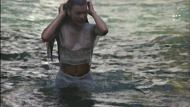 Видео порнуха #100286