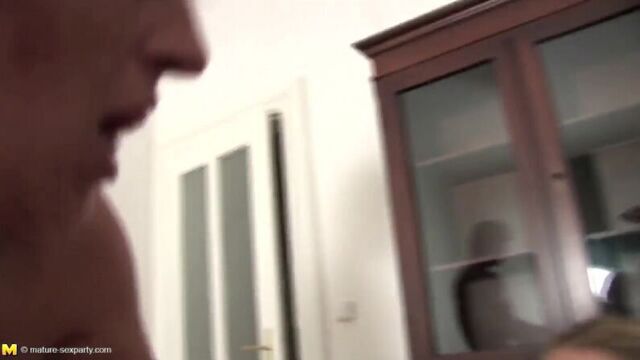 Видео порнуха #219504