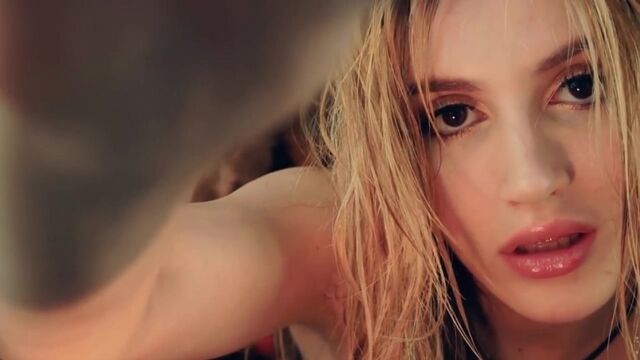 Видео порнуха #165534