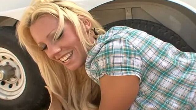 Видео порнуха #231403