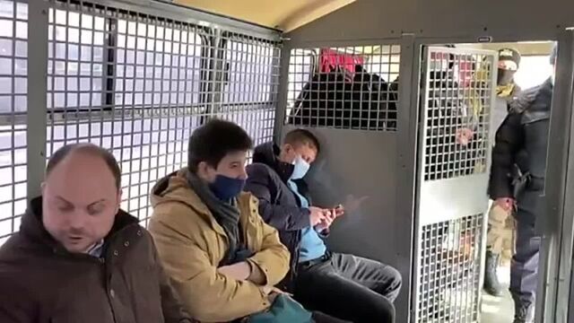 Видео порнуха #70652