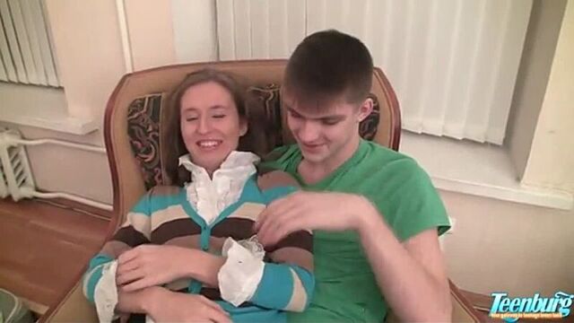 Видео порнуха #8606