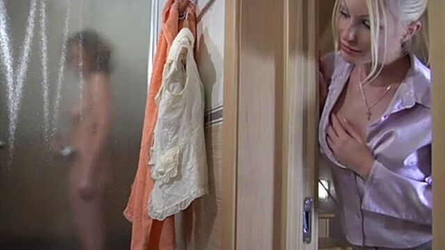 Видео порнуха #219824