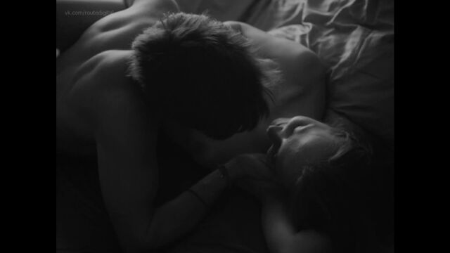 Видео порнуха #169900