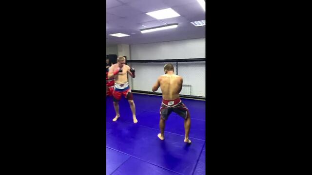 Видео порнуха #61203