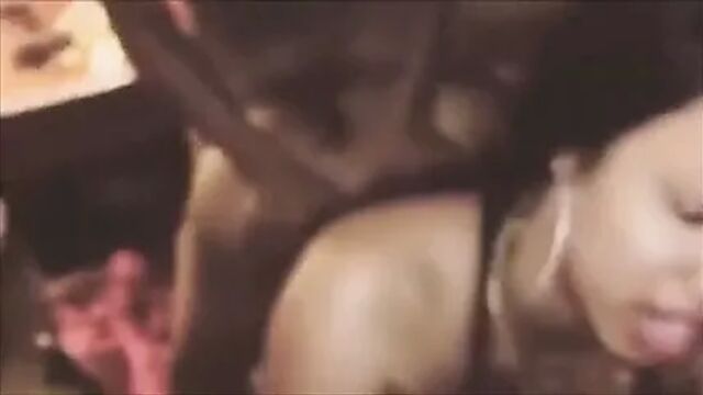 Видео порнуха #172446